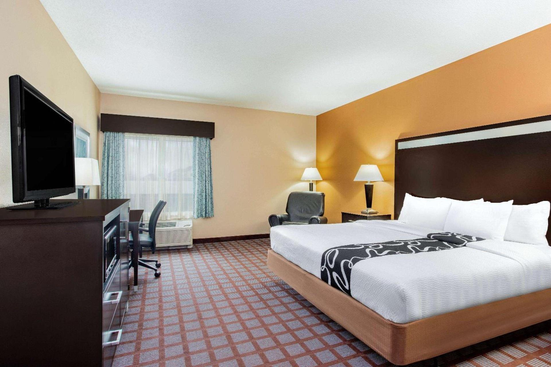 Spark by Hilton Plainfield Indianapolis Airport photo 8