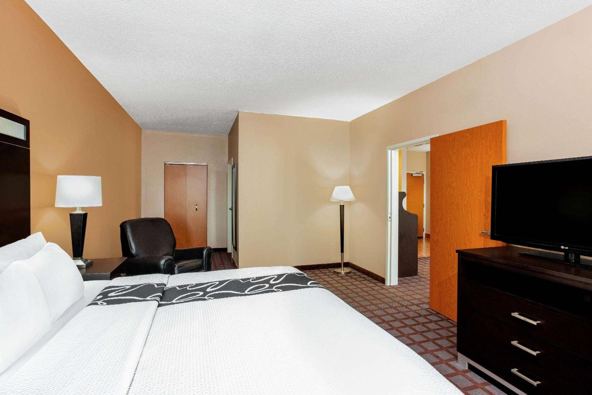 Spark by Hilton Plainfield Indianapolis Airport photo 22