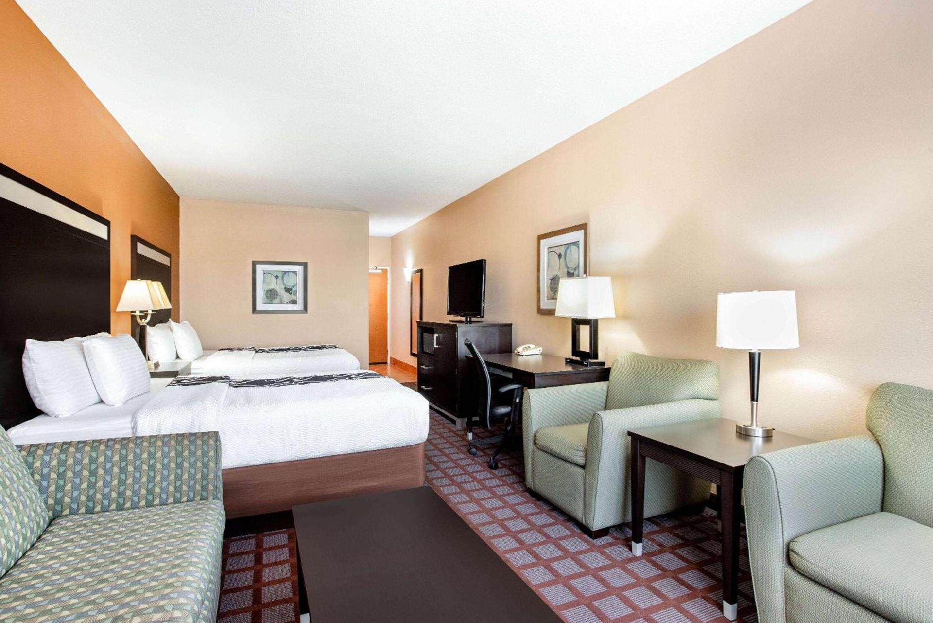 Spark by Hilton Plainfield Indianapolis Airport photo 23