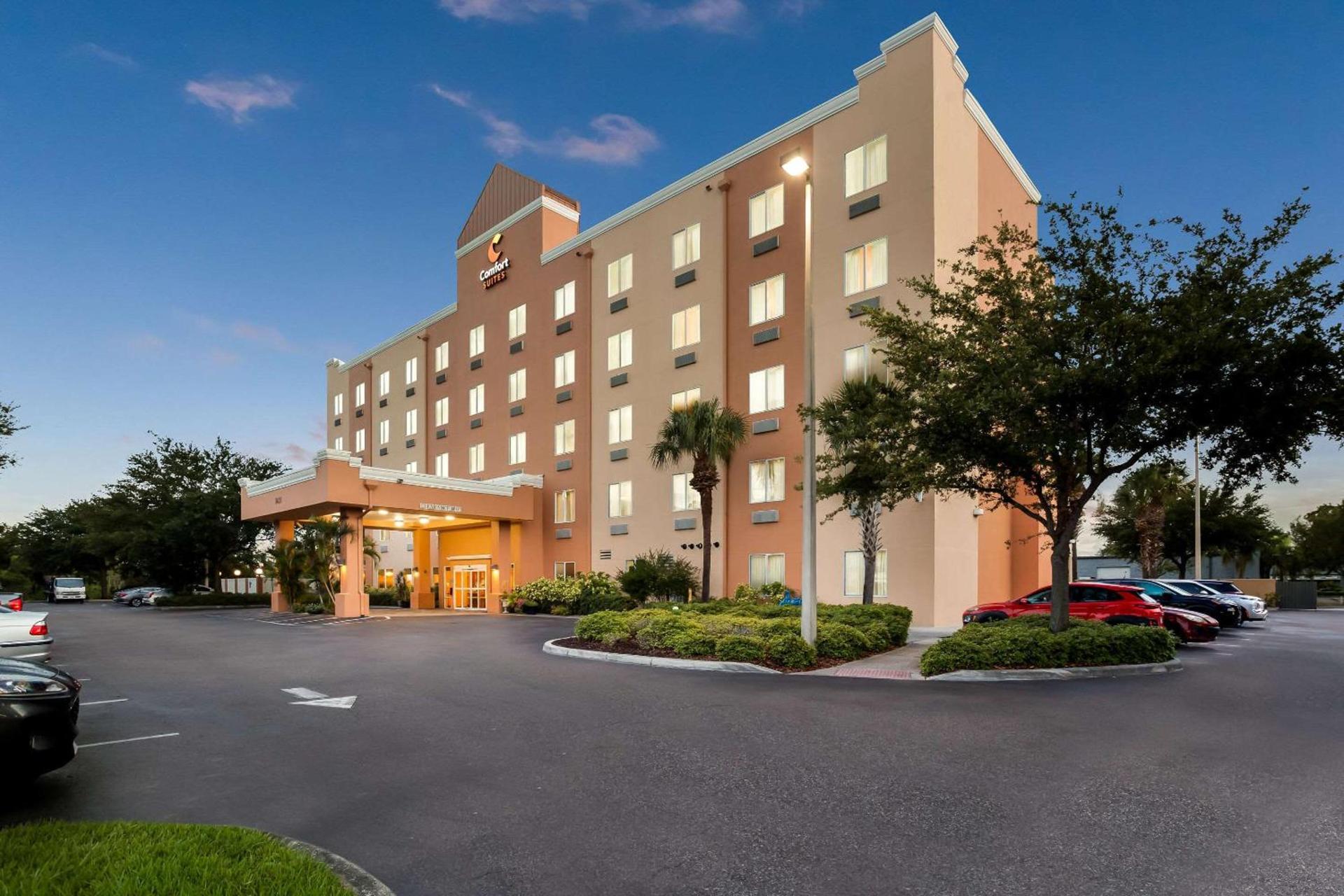 Comfort Suites Tampa Airport North photo 3