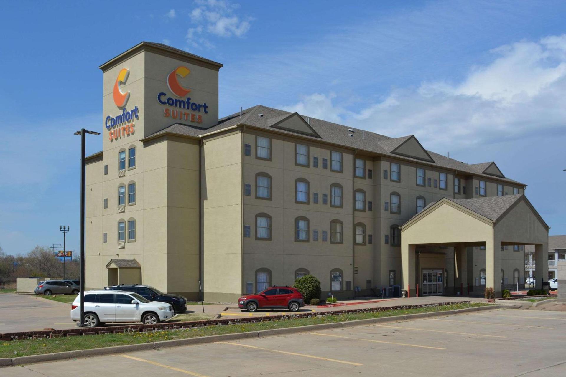 Comfort Suites Yukon - SW Oklahoma City — hotel in Yukon