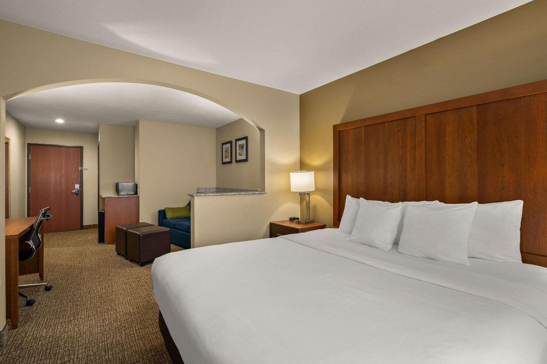 Comfort Inn Ogden near Event Center photo 25