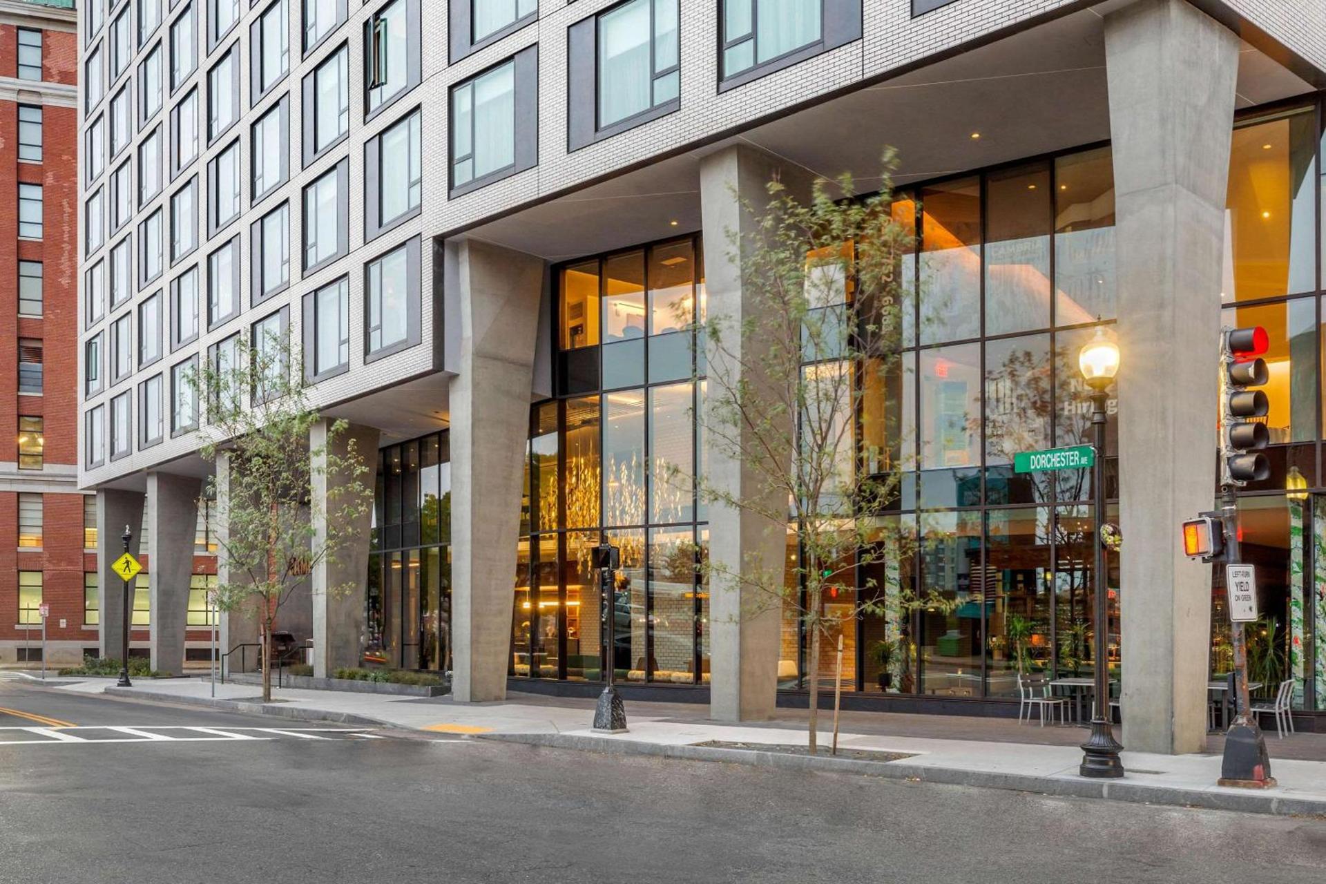 Cambria Hotel Boston Downtown - Seaport photo 3