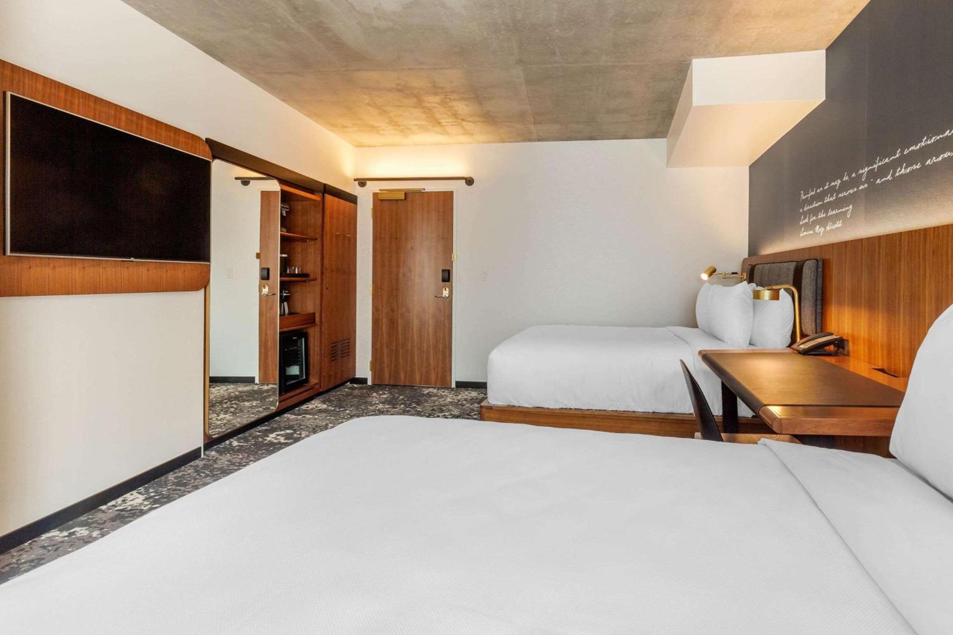 Cambria Hotel Boston Downtown - Seaport photo 6