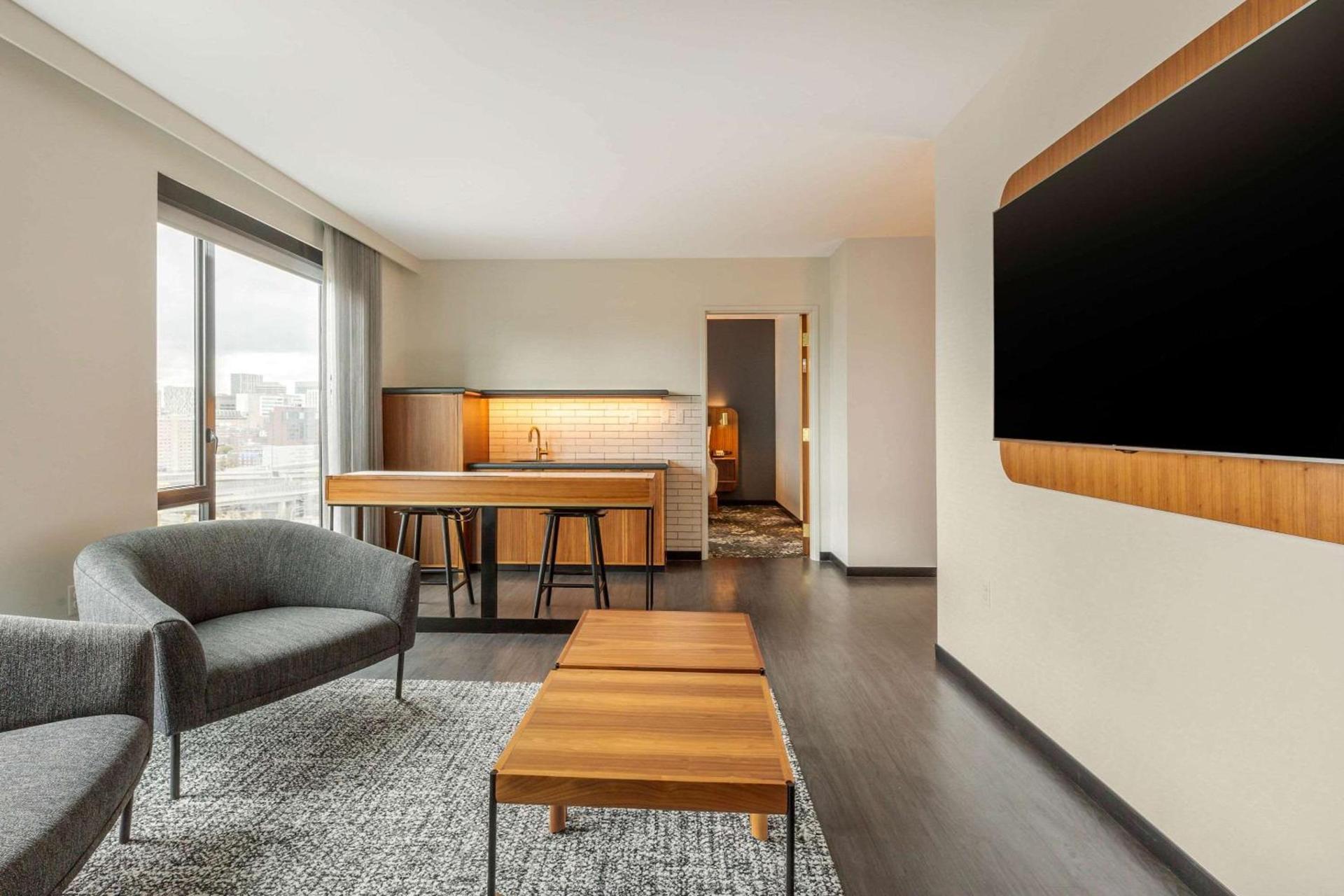 Cambria Hotel Boston Downtown - Seaport photo 30