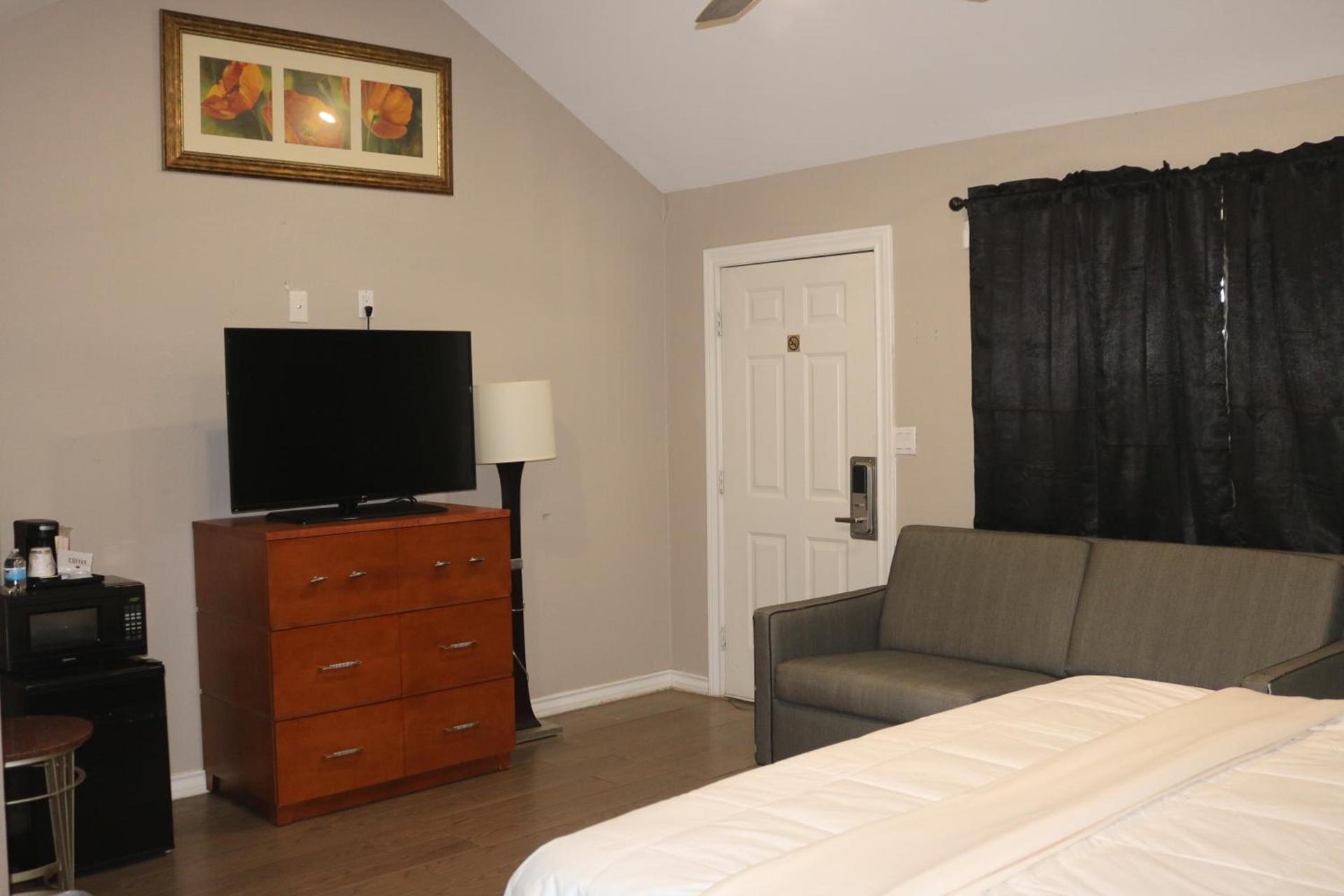 MG INN AND Suites photo 14