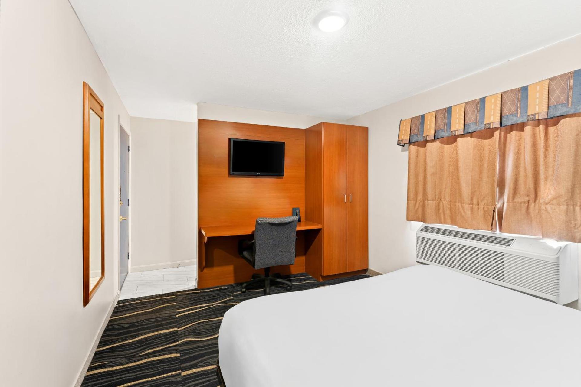 Americas Best Value Inn Stonington Mystic photo 11