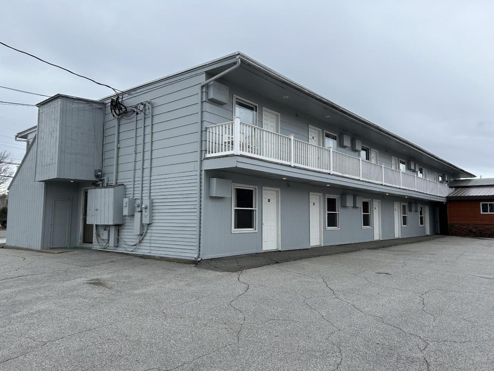 Pamola Motor Lodge photo 3