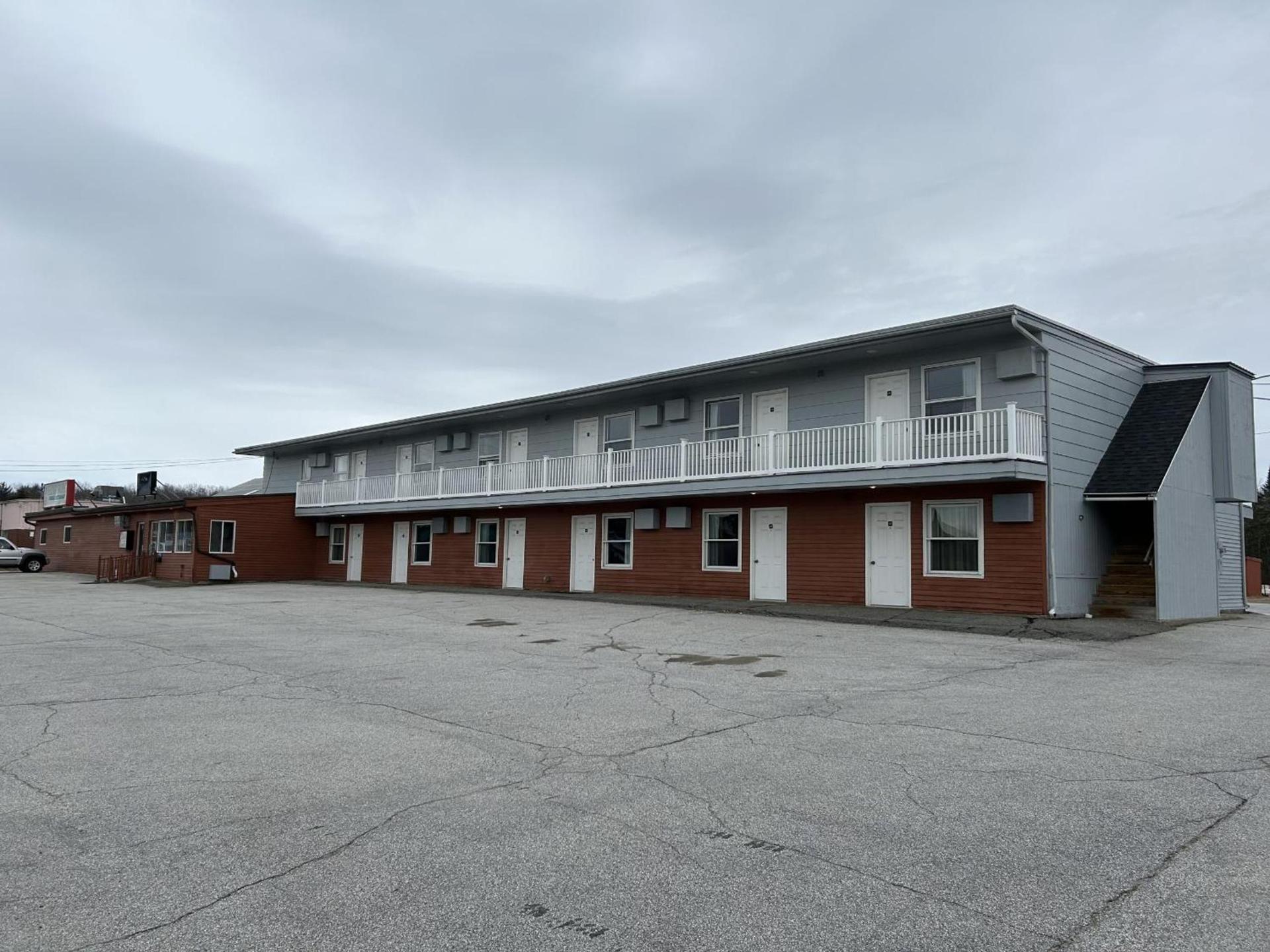 Pamola Motor Lodge photo 5