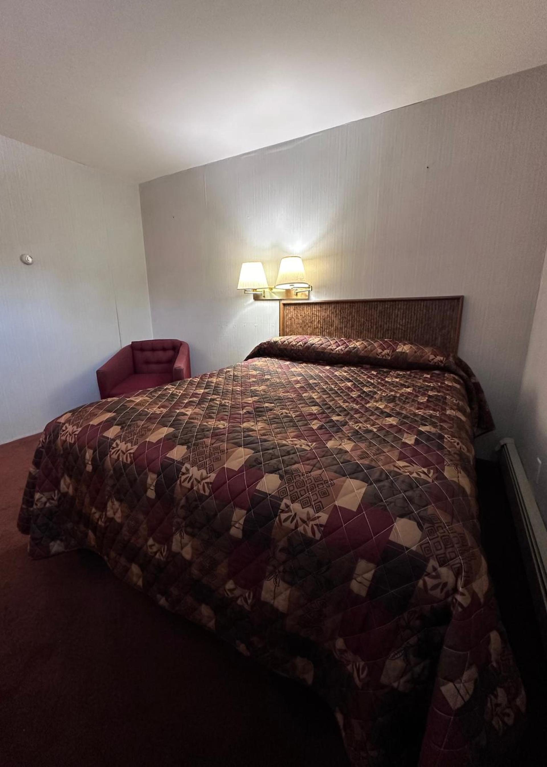 Pamola Motor Lodge photo 4