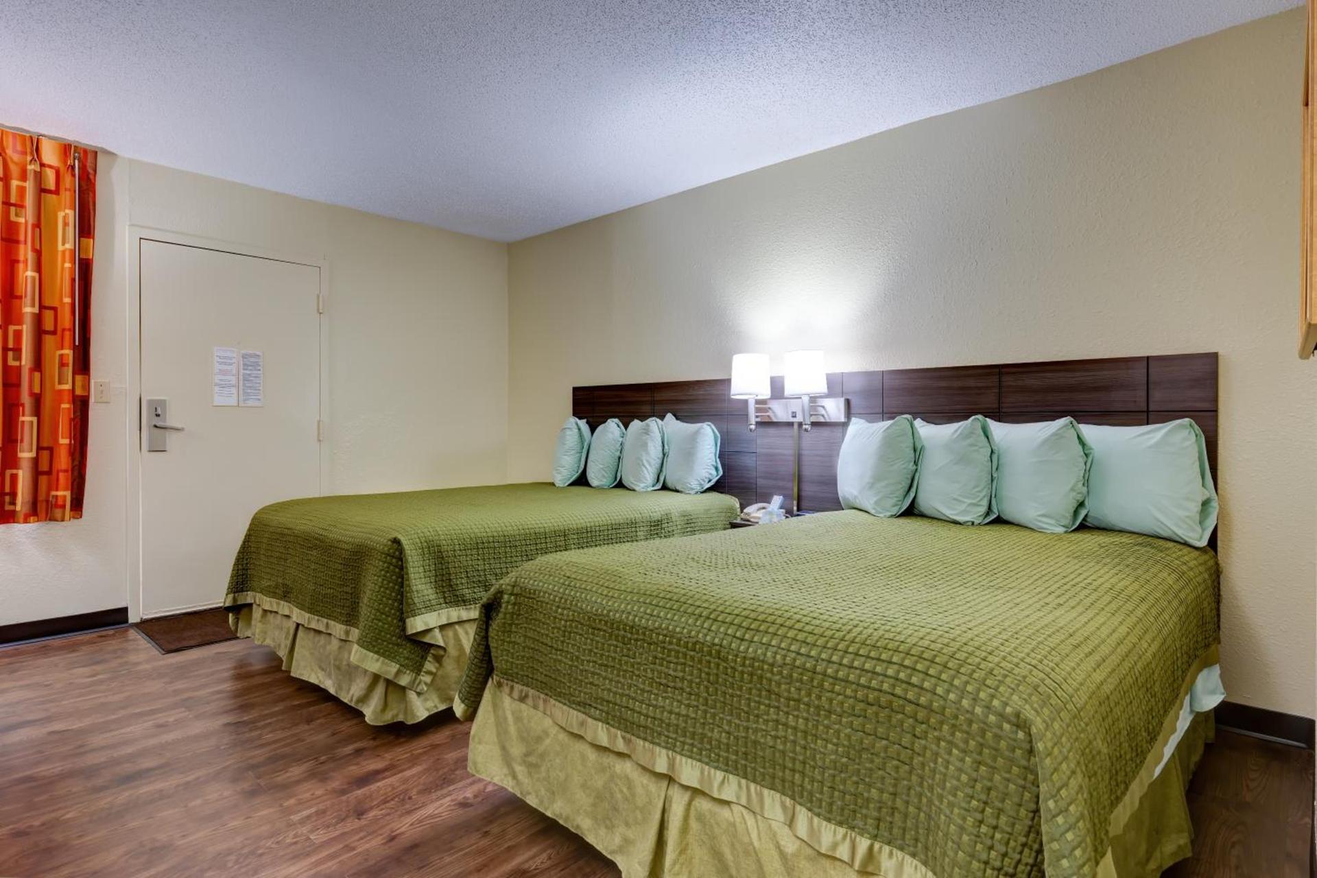 Continental Inn - Charlotte photo 2