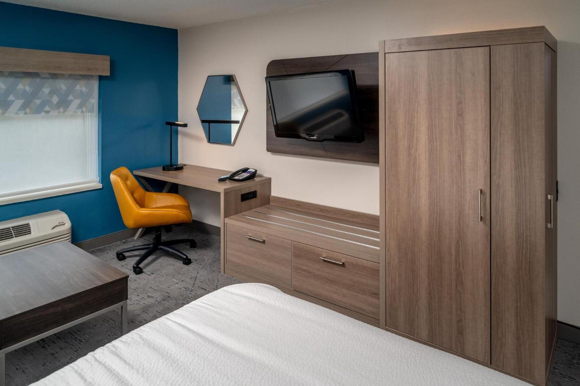 Holiday Inn Express - Charleston/Kanawha City by IHG photo 56