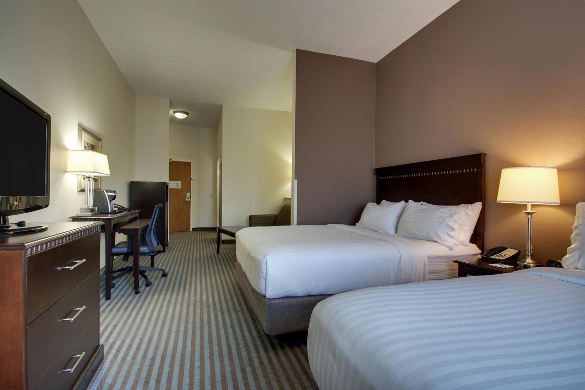 Holiday Inn Express Leland - Wilmington Area by IHG photo 48