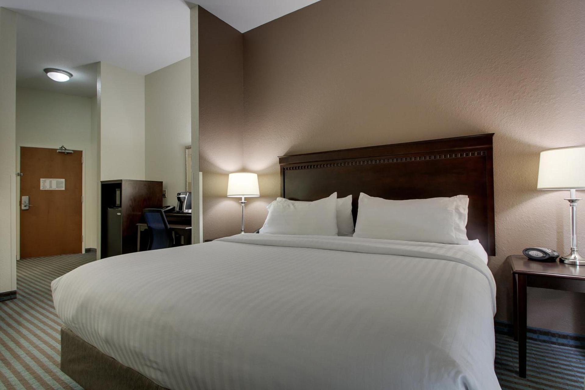 Holiday Inn Express Leland - Wilmington Area by IHG photo 44