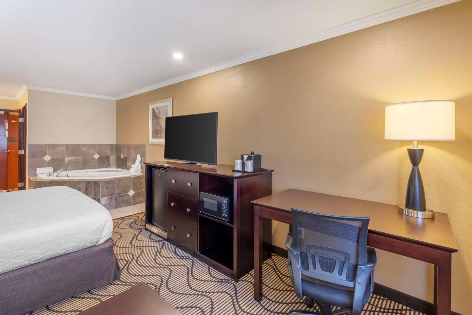 Best Western Plus Orchid Hotel & Suites photo 11