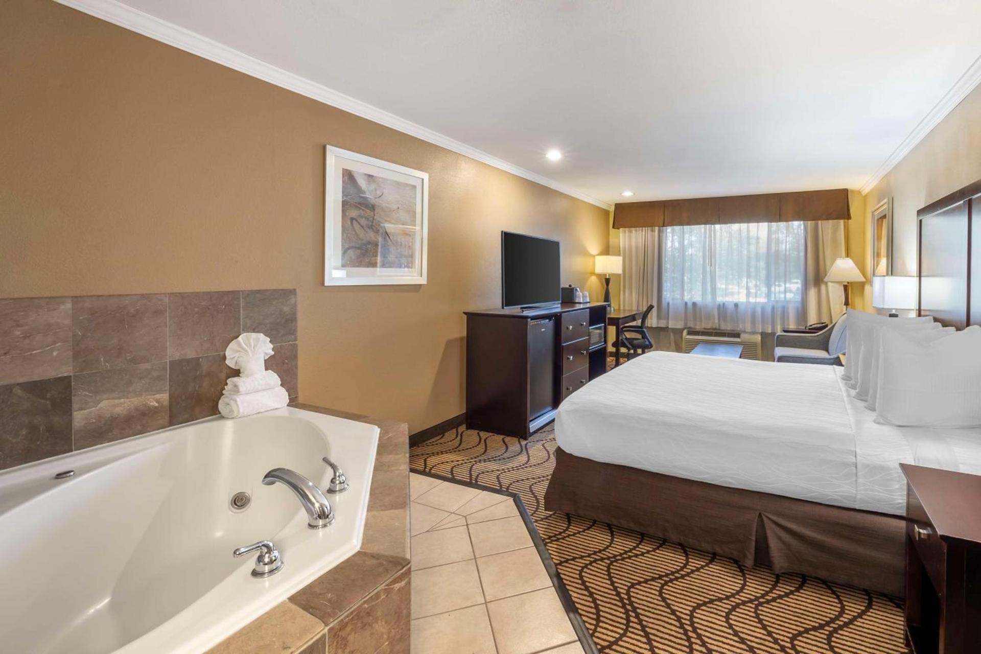 Best Western Plus Orchid Hotel & Suites photo 14