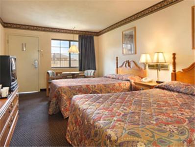 Days Inn & Suites by Wyndham Kokomo photo 14