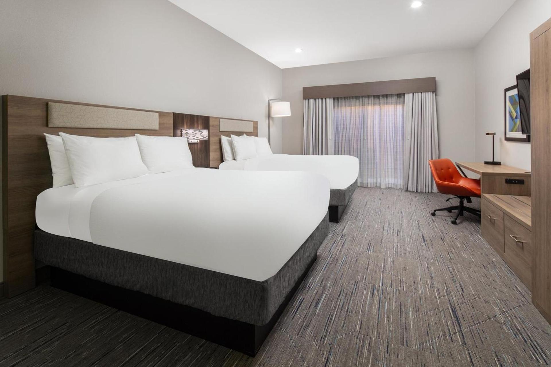 Holiday Inn Express Hotel & Suites Ventura Harbor by IHG photo 39