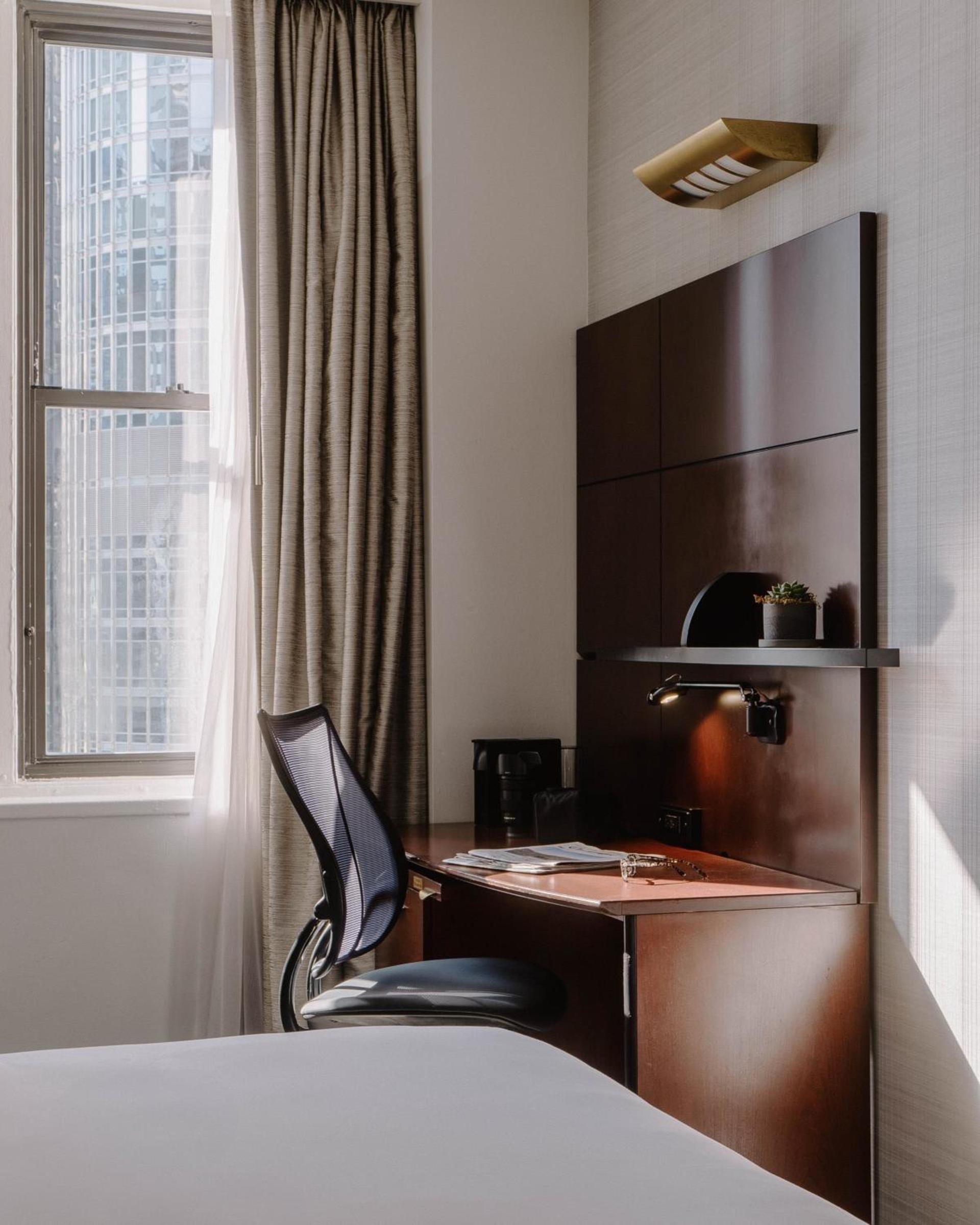 Club Quarters Hotel Wacker at Michigan, Chicago photo 40