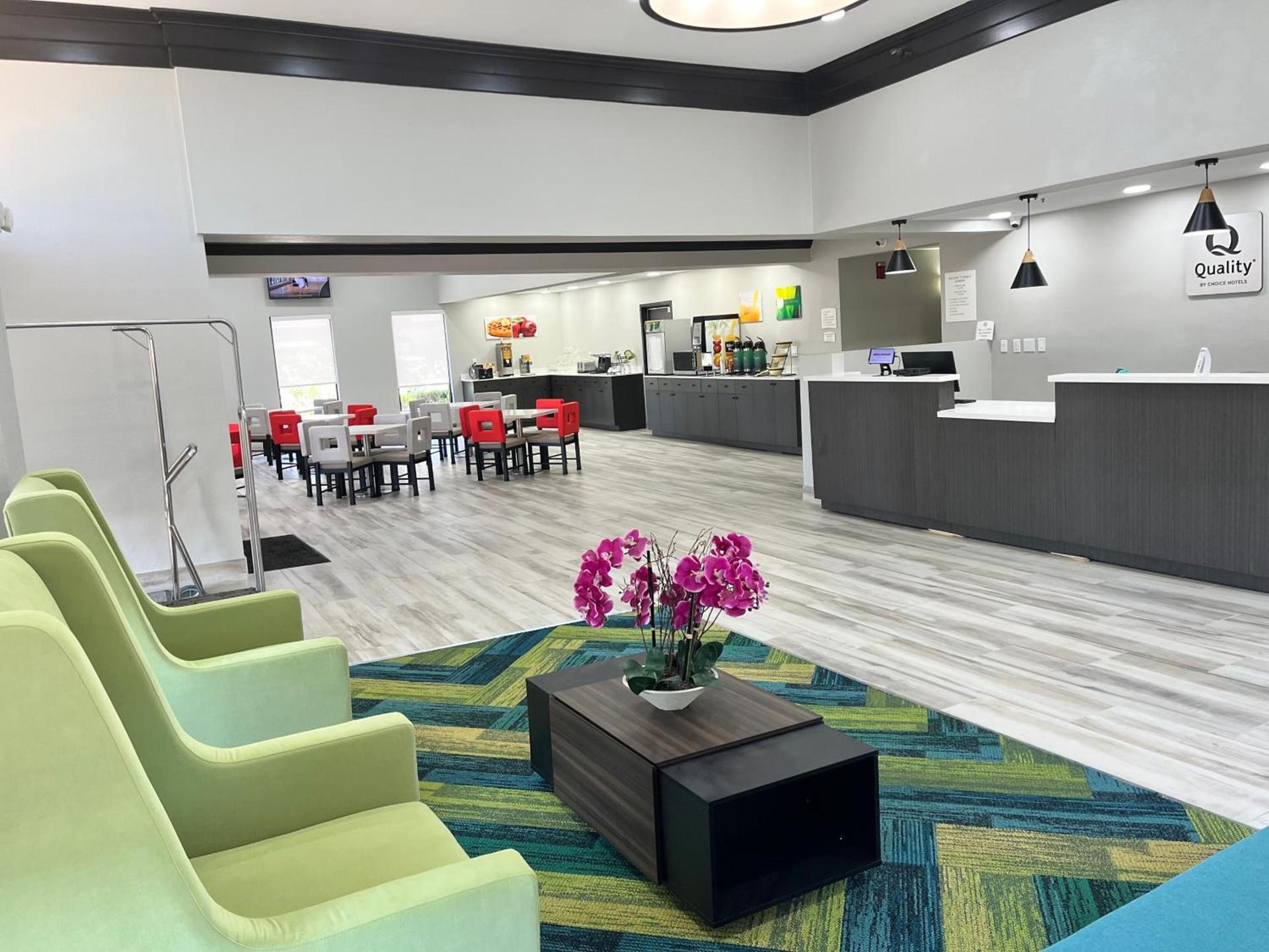 Quality Inn & Suites at Airport Blvd I-65 photo 27