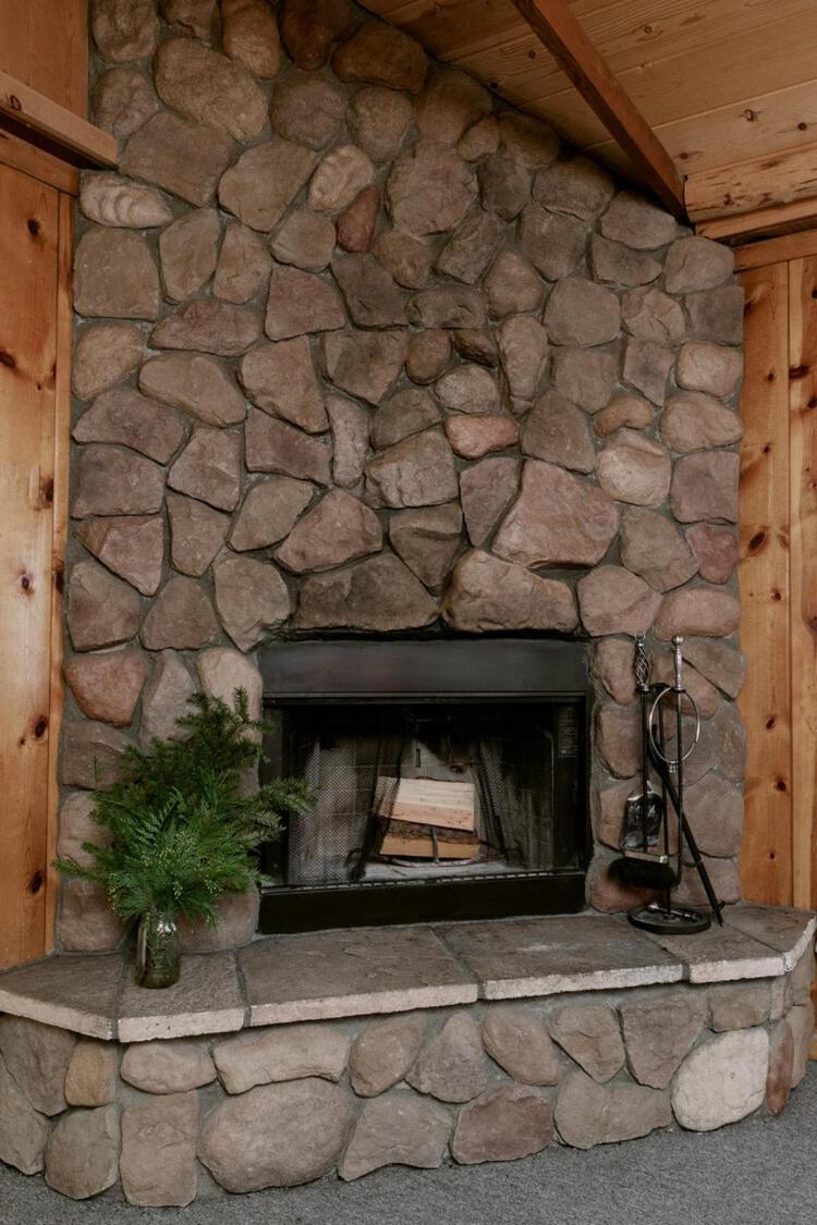 oak knoll lodge photo 36