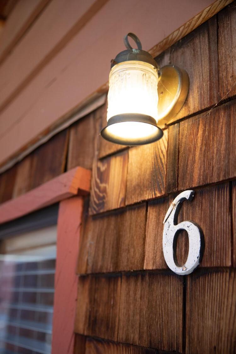 oak knoll lodge photo 32