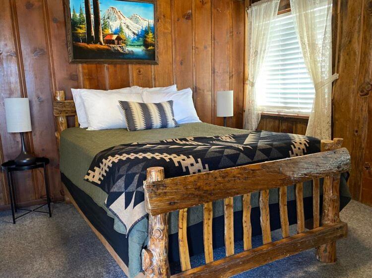 oak knoll lodge photo 11