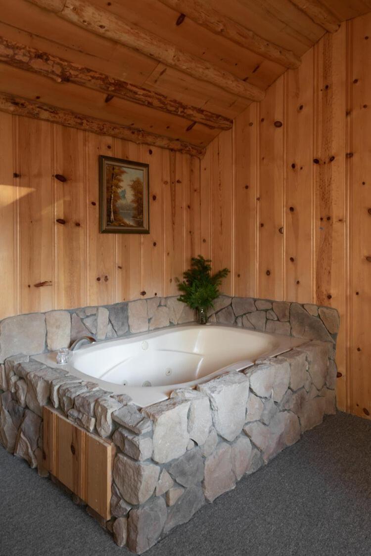 oak knoll lodge photo 7