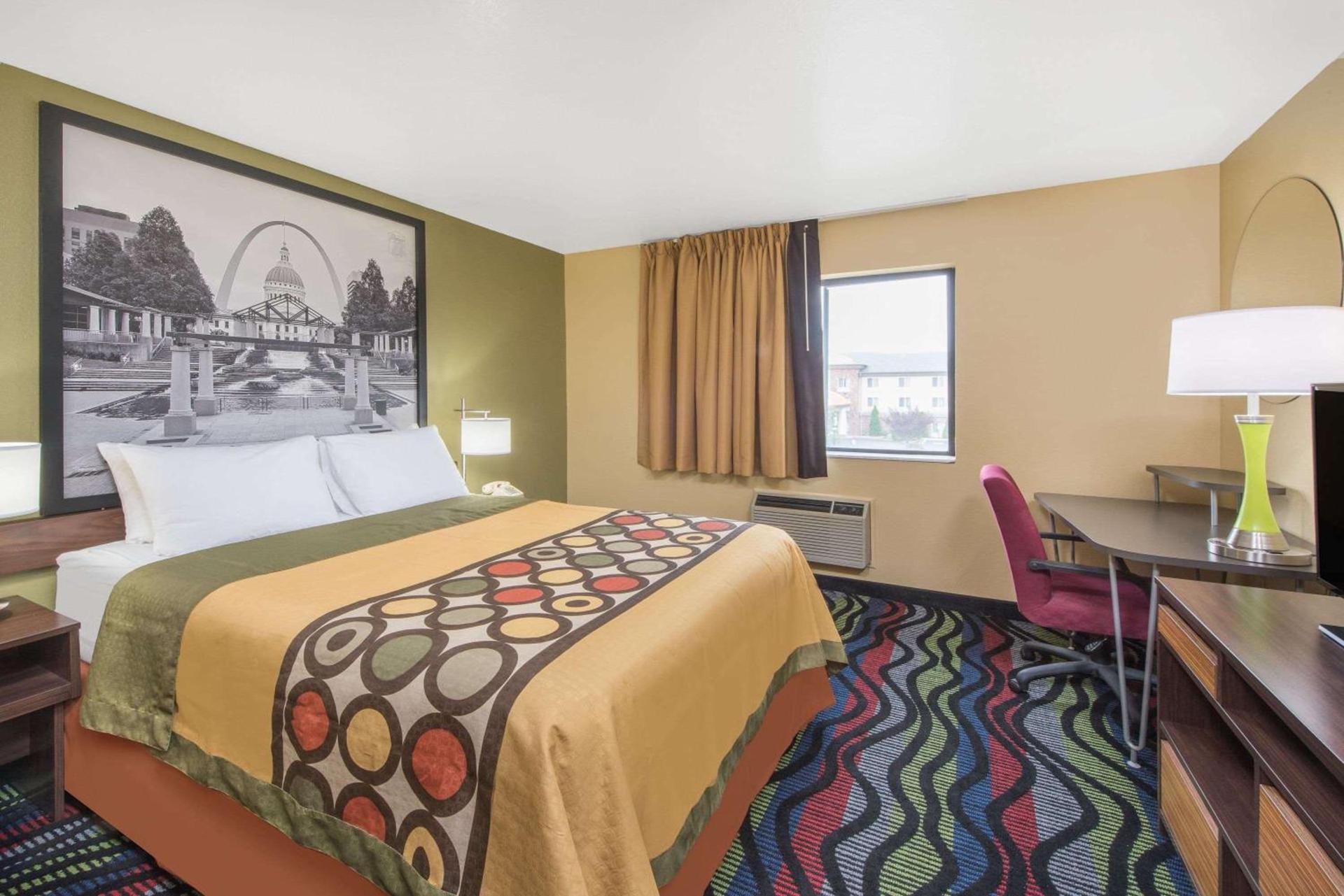 Super 8 by Wyndham Farmington photo 25