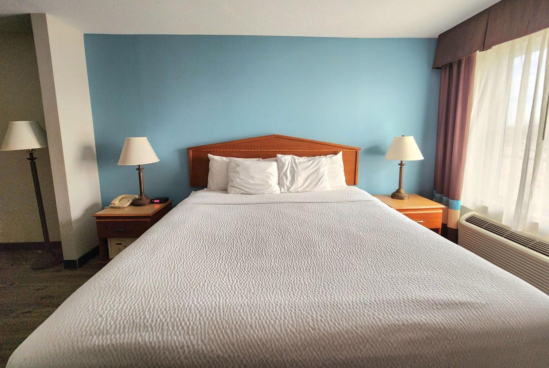 Days Inn & Suites by Wyndham Thibodaux photo 40