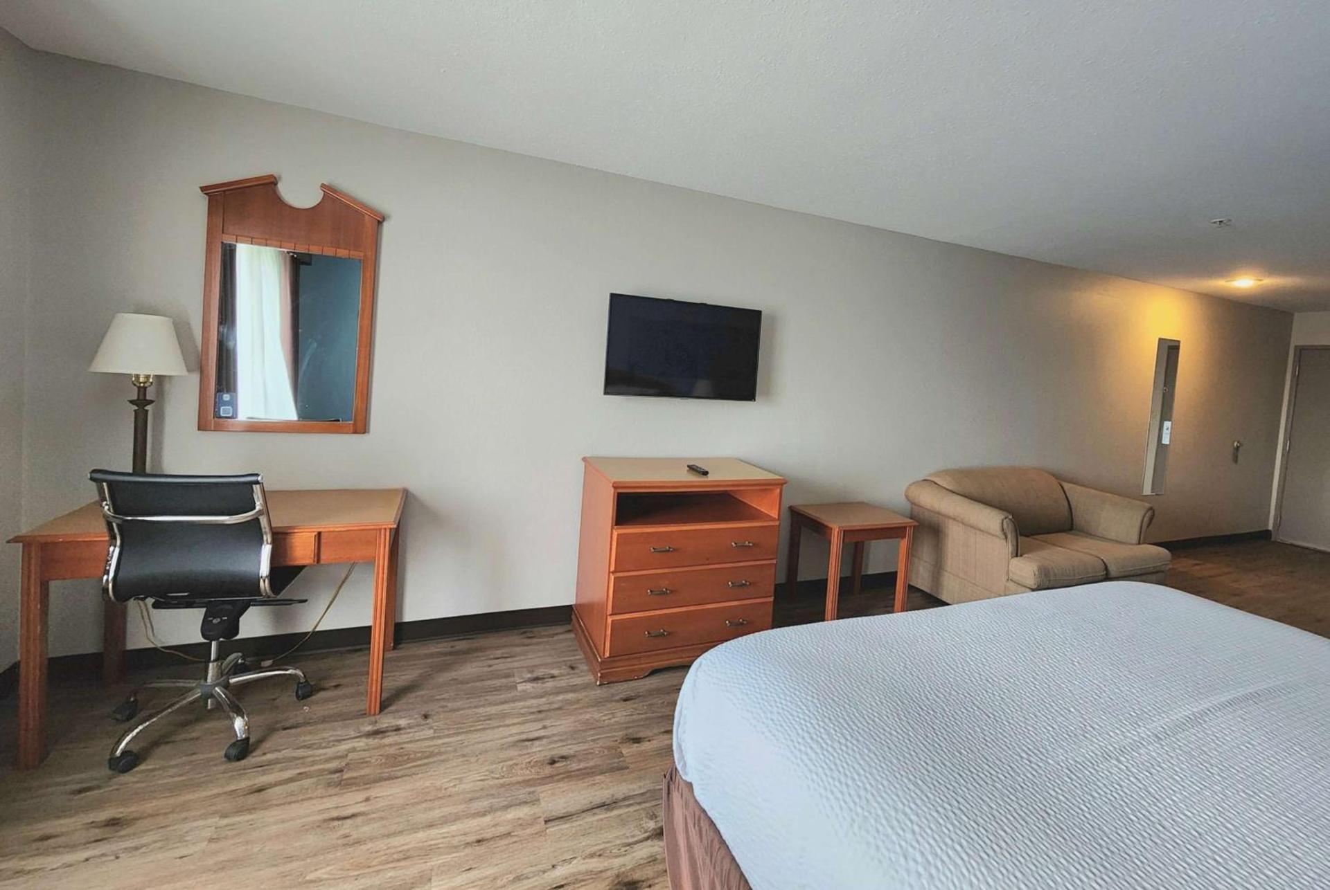 Days Inn & Suites by Wyndham Thibodaux photo 45