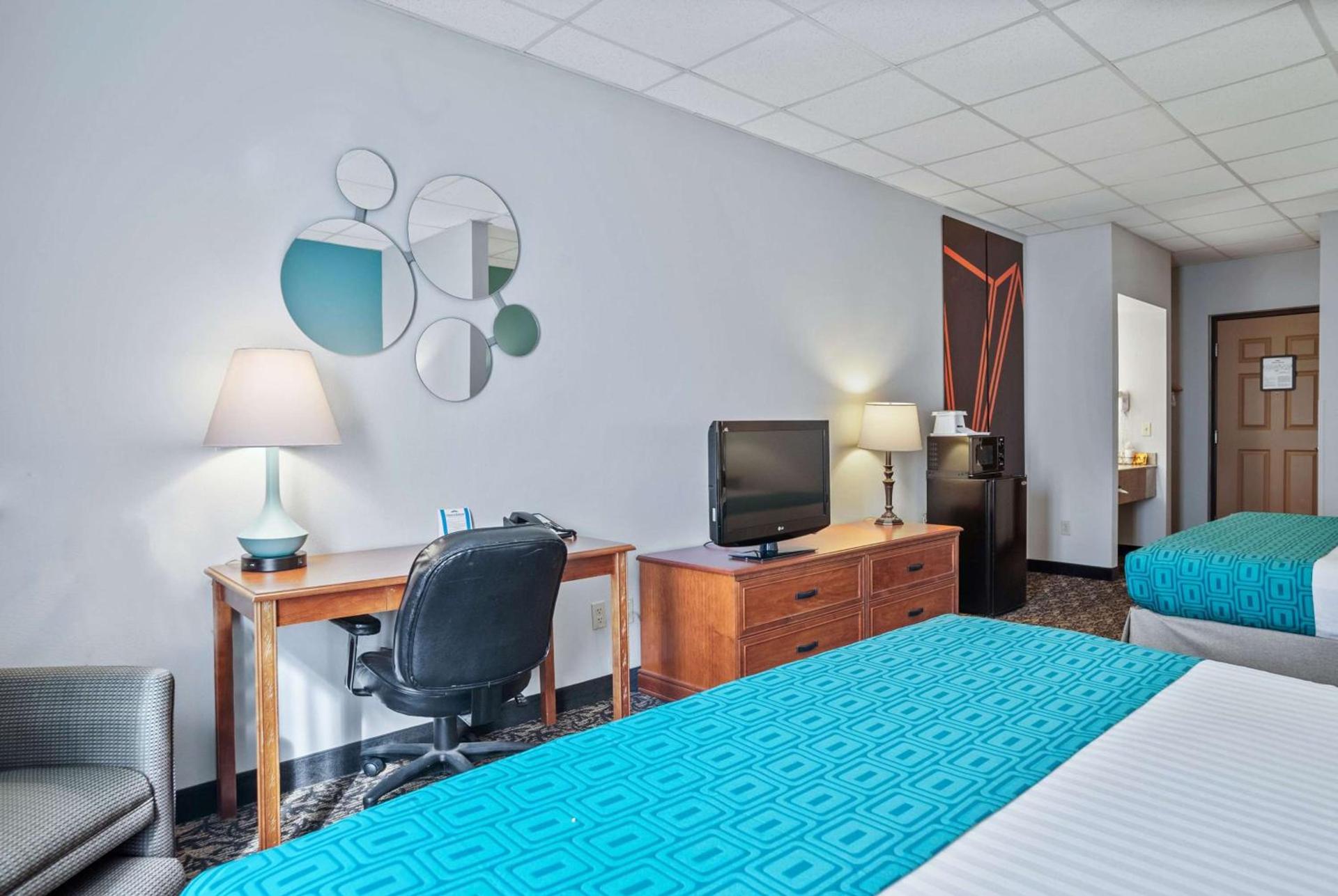 Elevation Inn & Suites, Trademark Collection by Wyndham Downtown Rapid City- Walking Distance To The Monument photo 92