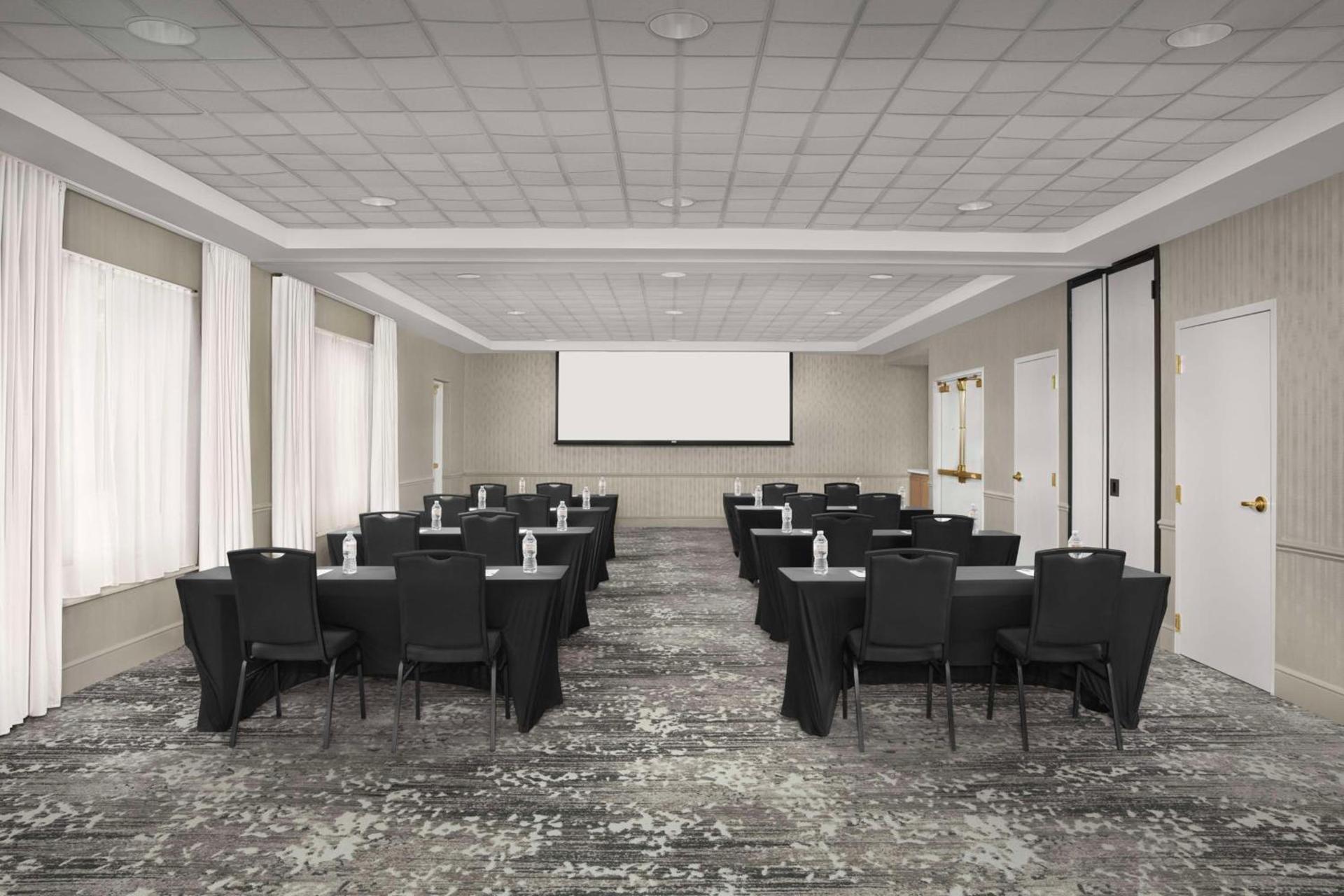 Hilton Garden Inn Hoffman Estates photo 29