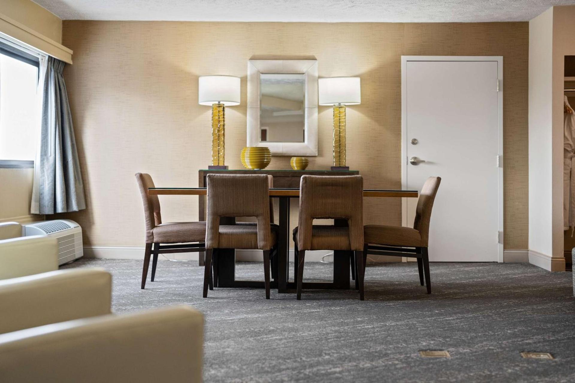 DoubleTree by Hilton Spokane City Center photo 39