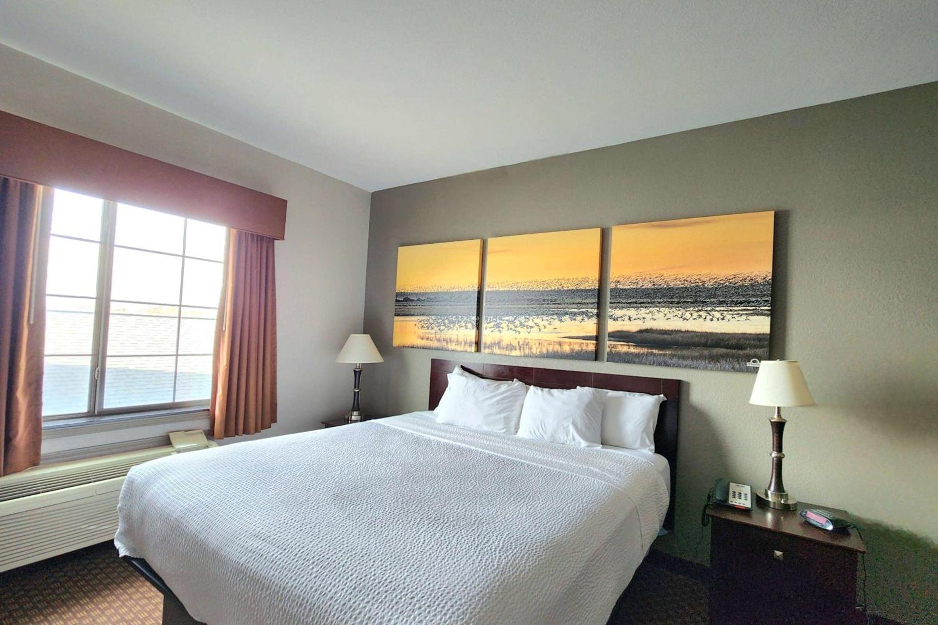 Days Inn by Wyndham Kemah photo 56