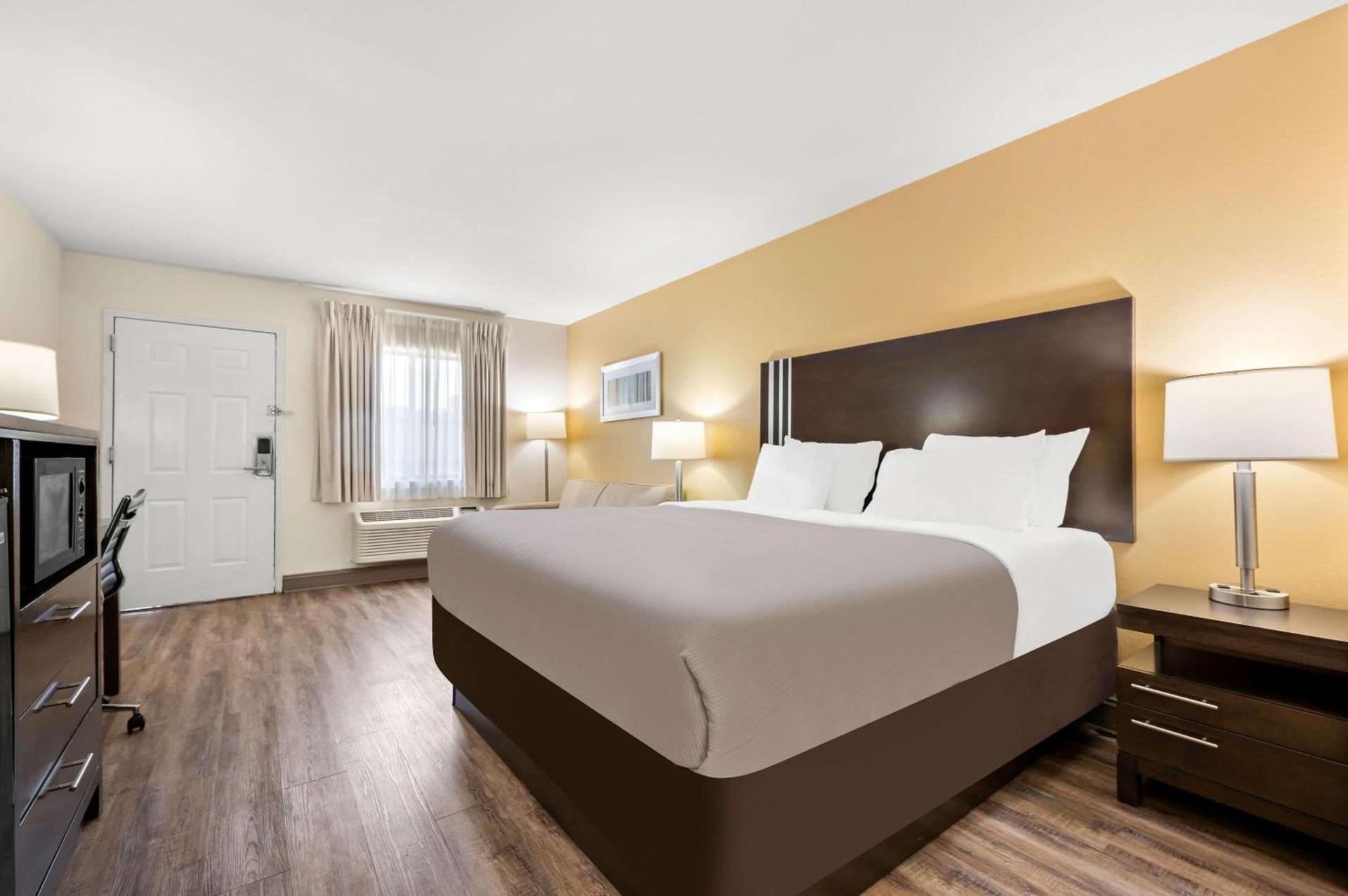 Quality Inn Pelham I-65 exit 246 photo 18