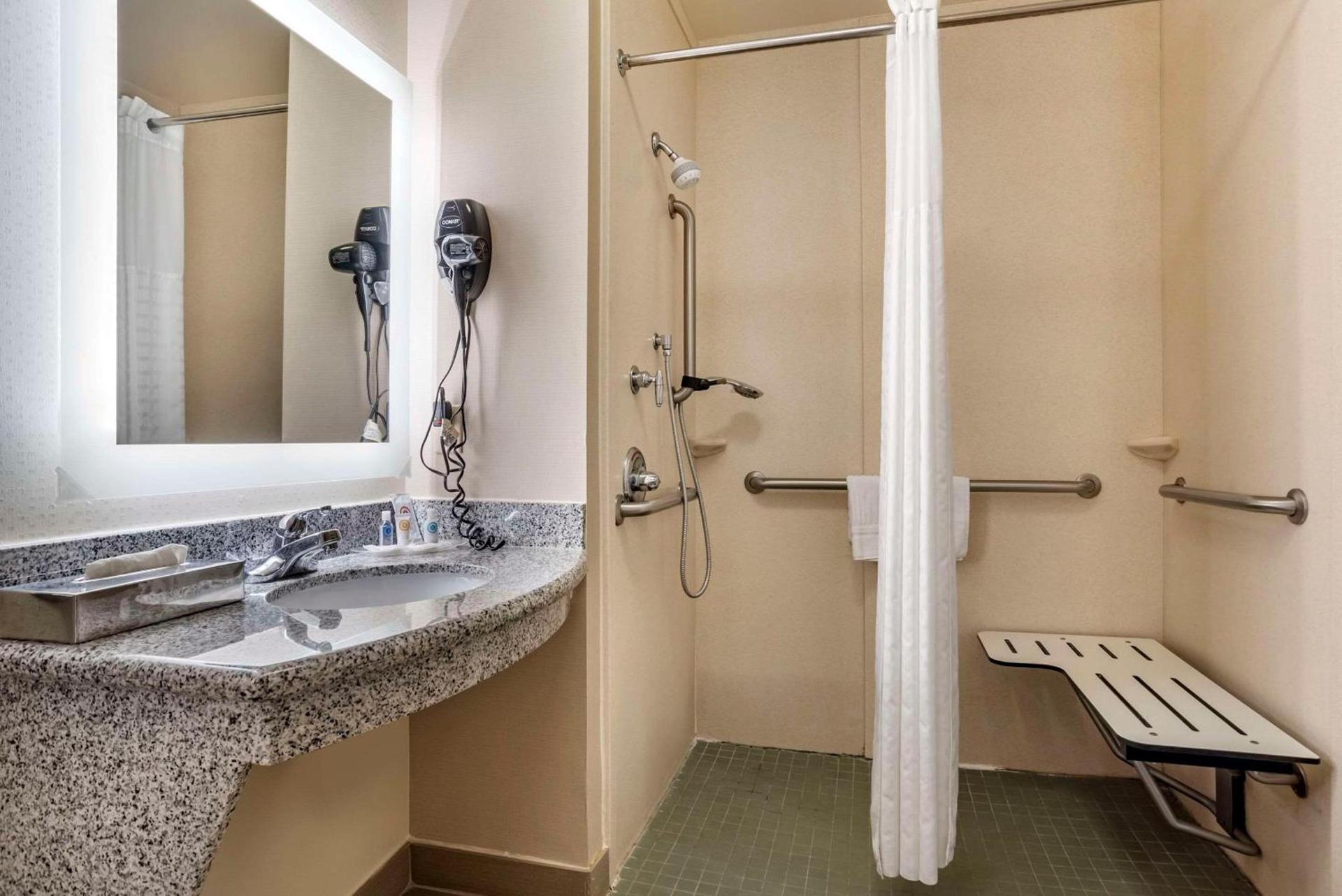 Comfort Suites Flowood - Jackson Airport photo 23