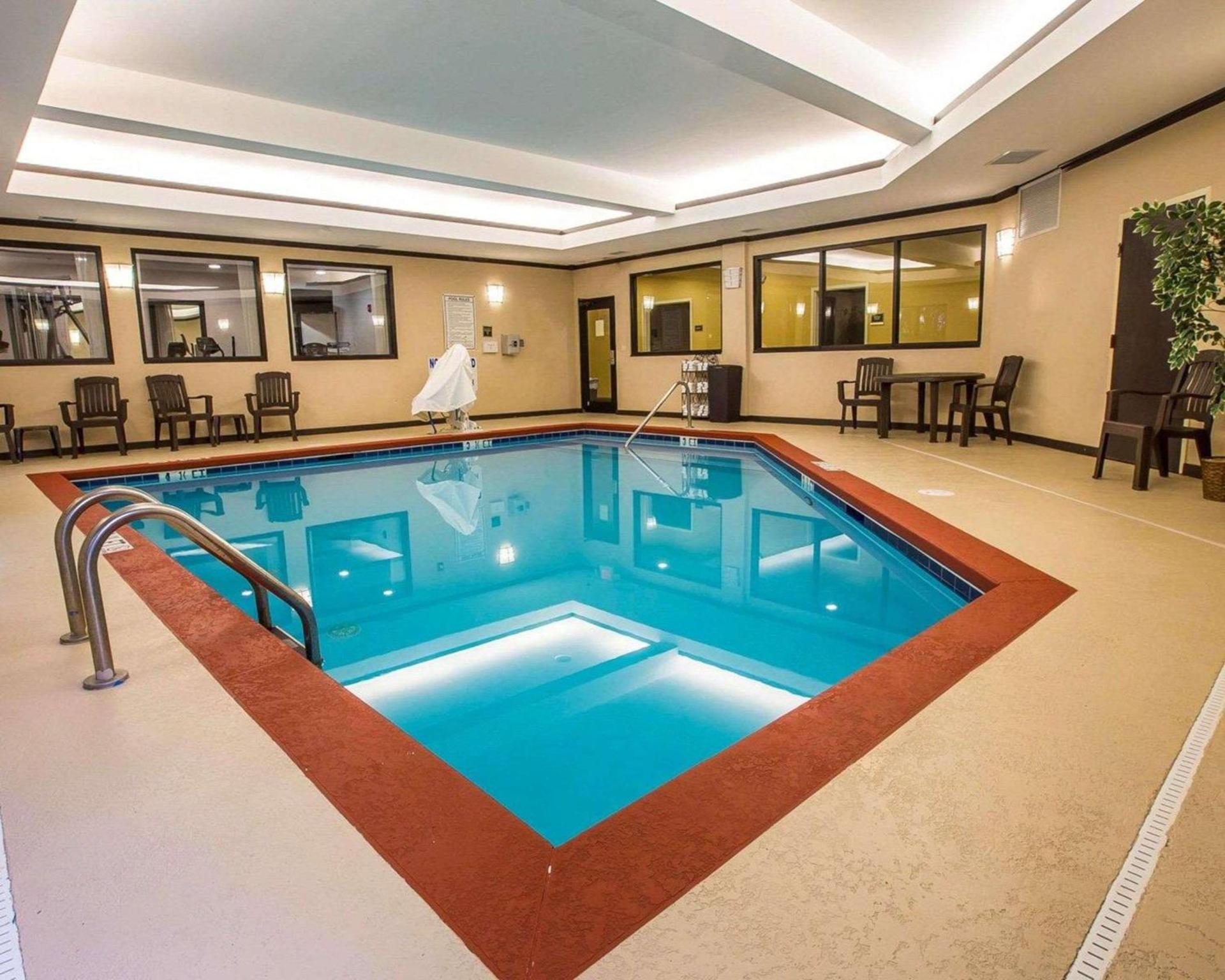 Comfort Suites Simpsonville - Greenville photo 15