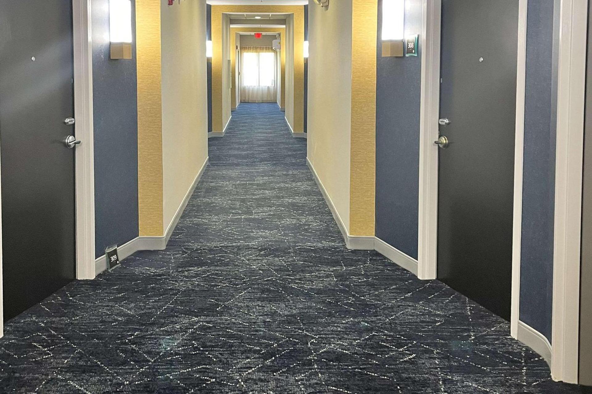 Comfort Suites Simpsonville - Greenville photo 25