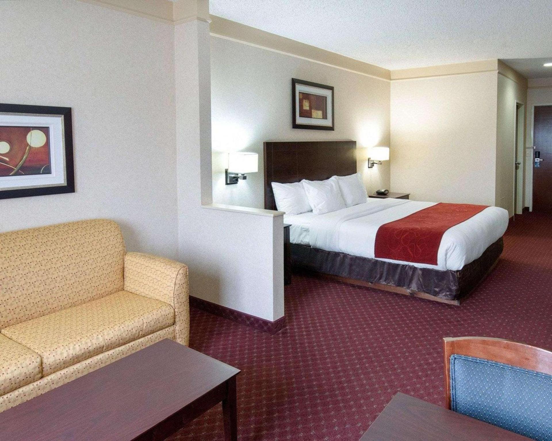 Comfort Suites Parkersburg South photo 19