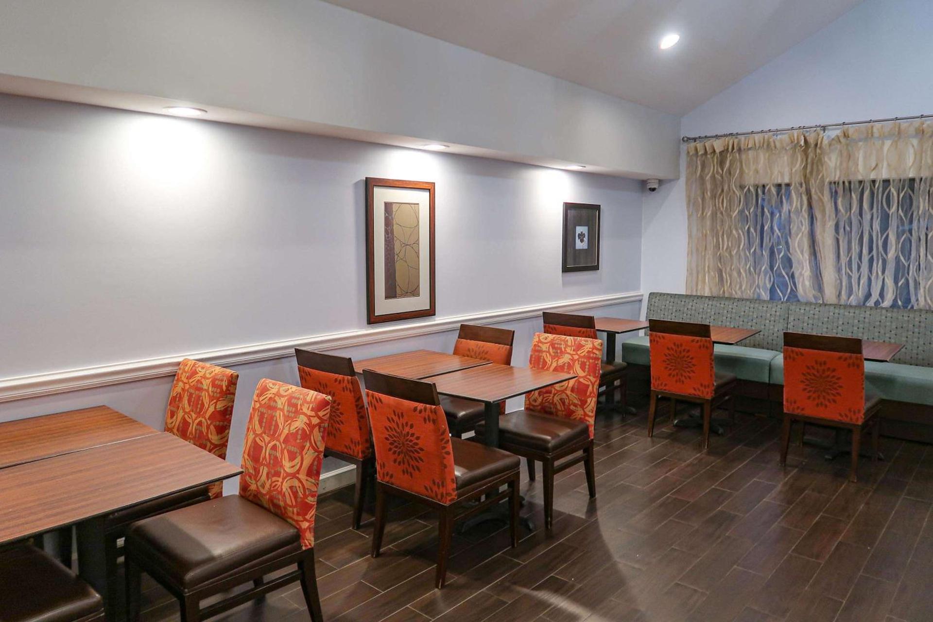Tysons Corner Suites, A Baymont by Wyndham photo 29