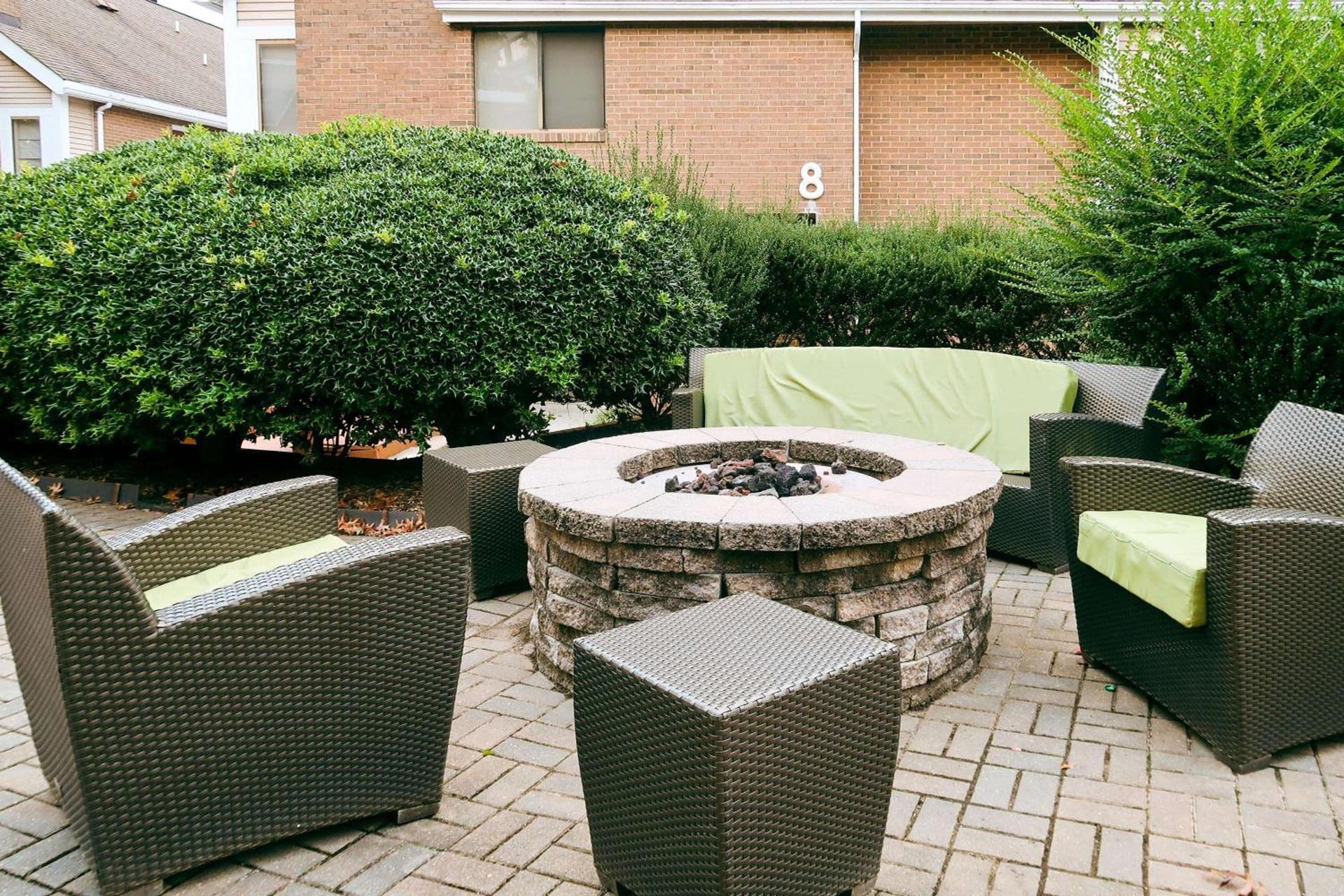 Tysons Corner Suites, A Baymont by Wyndham photo 28