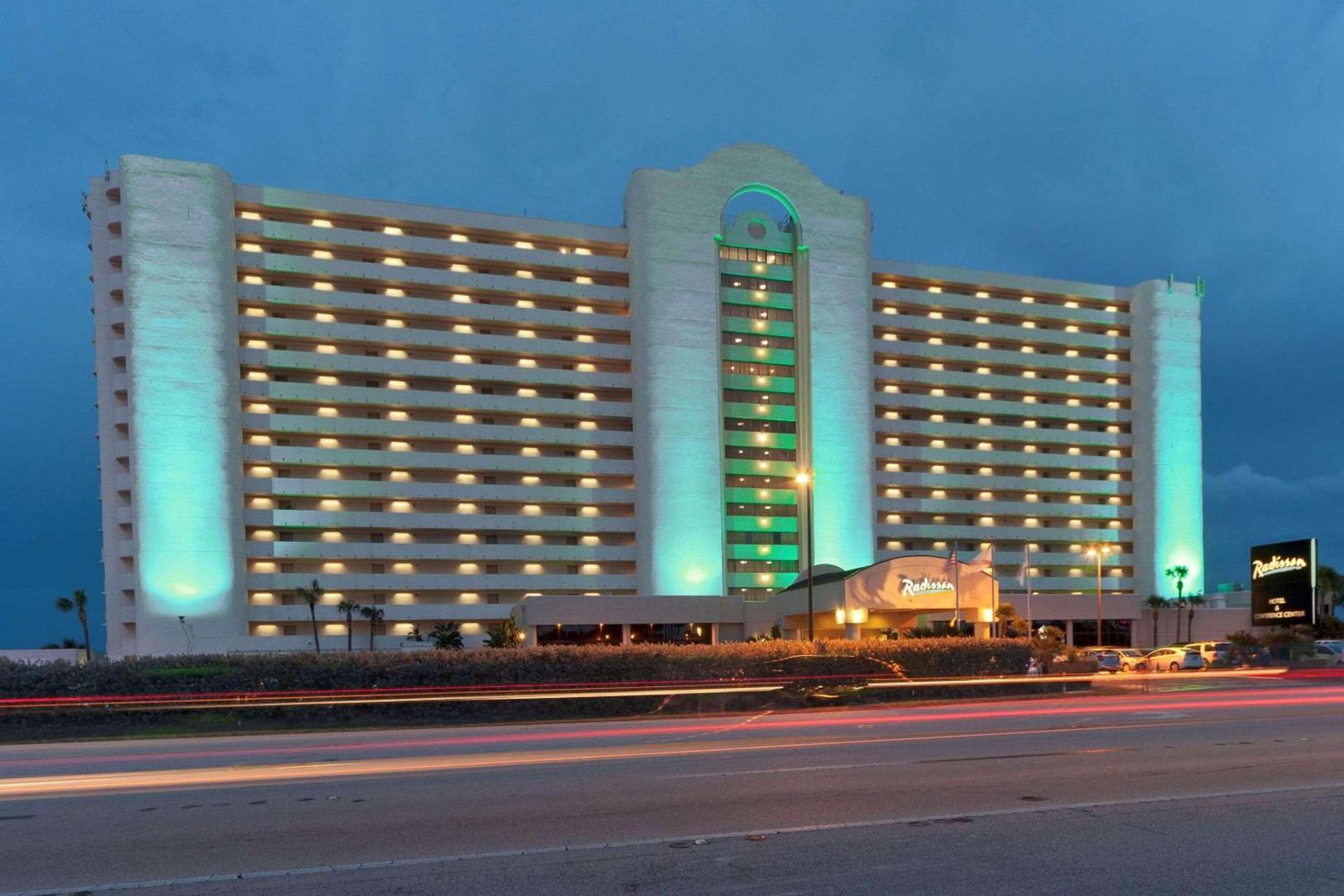 Radisson Suite Hotel Oceanfront photo 1