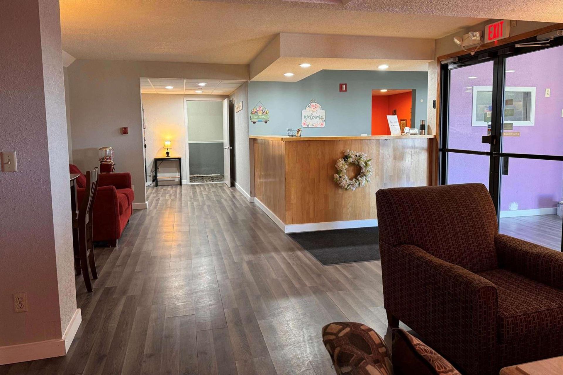 Sauk River Inn & Suites, a Travelodge by Wyndham photo 7