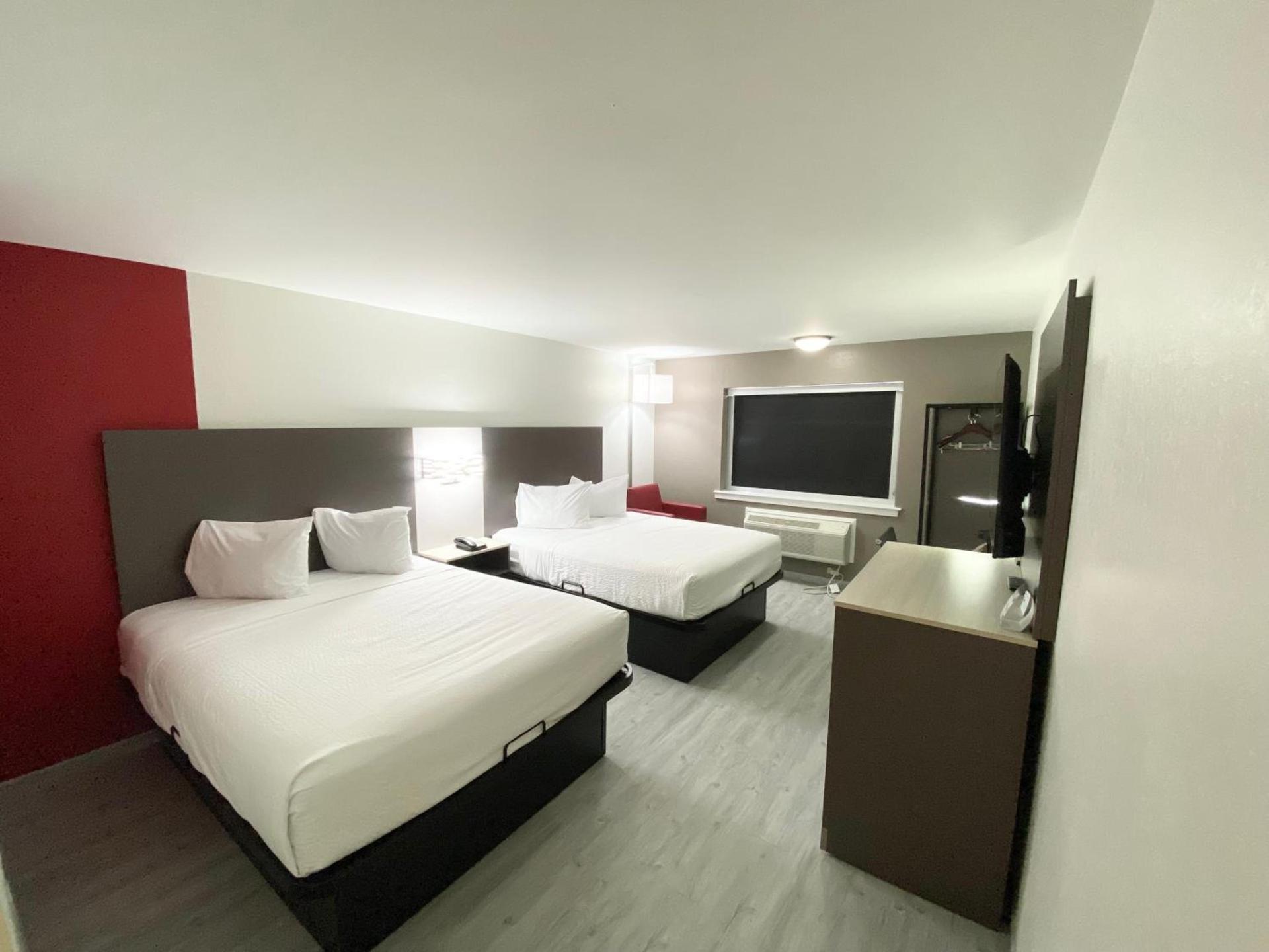 Ramada by Wyndham Tuscaloosa photo 50