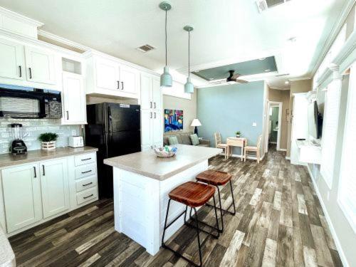 Camp Margaritaville Auburndale RV Resort and Cabana Cabins photo 18