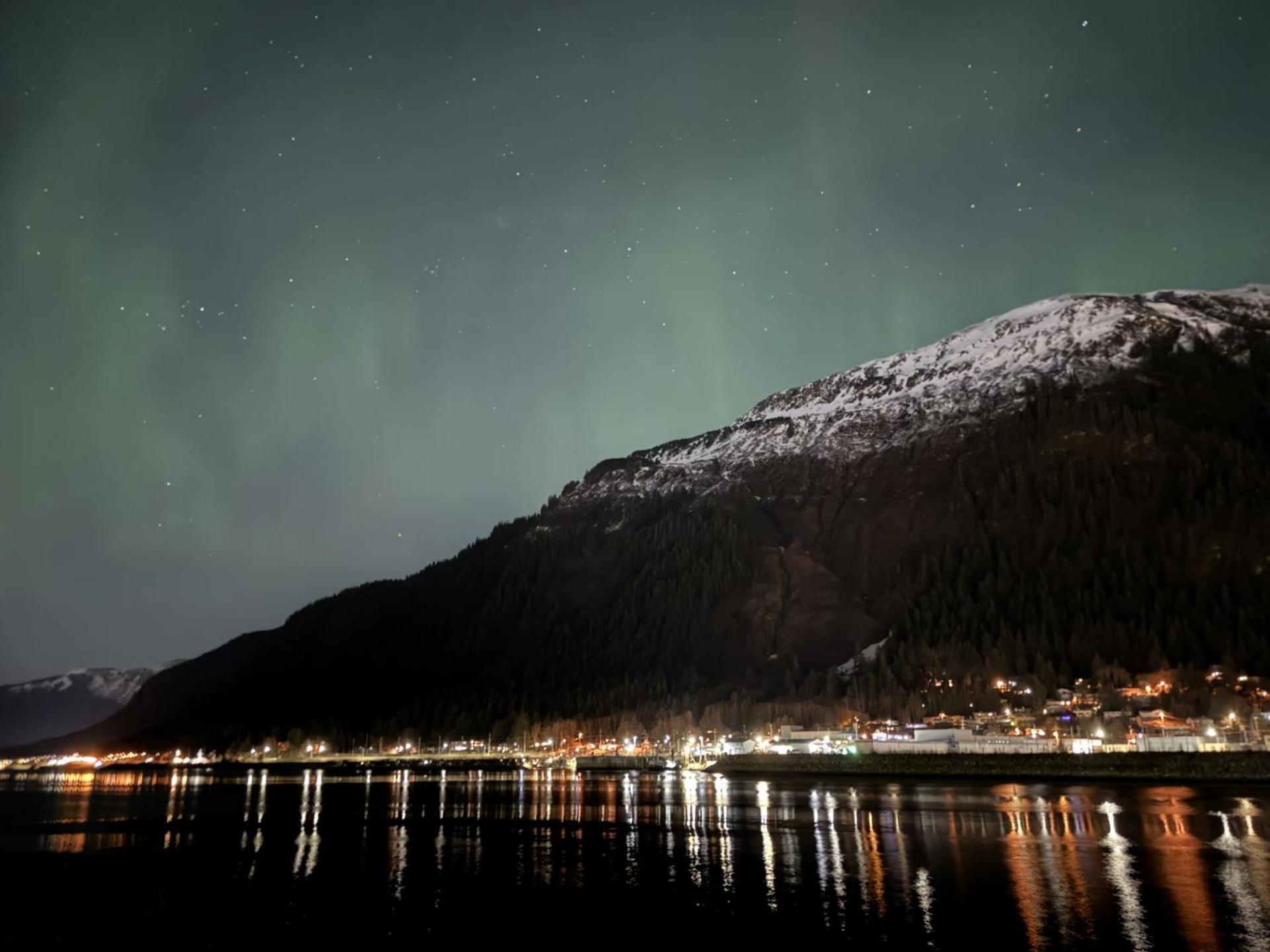 Waterfront on Glacier photo 43