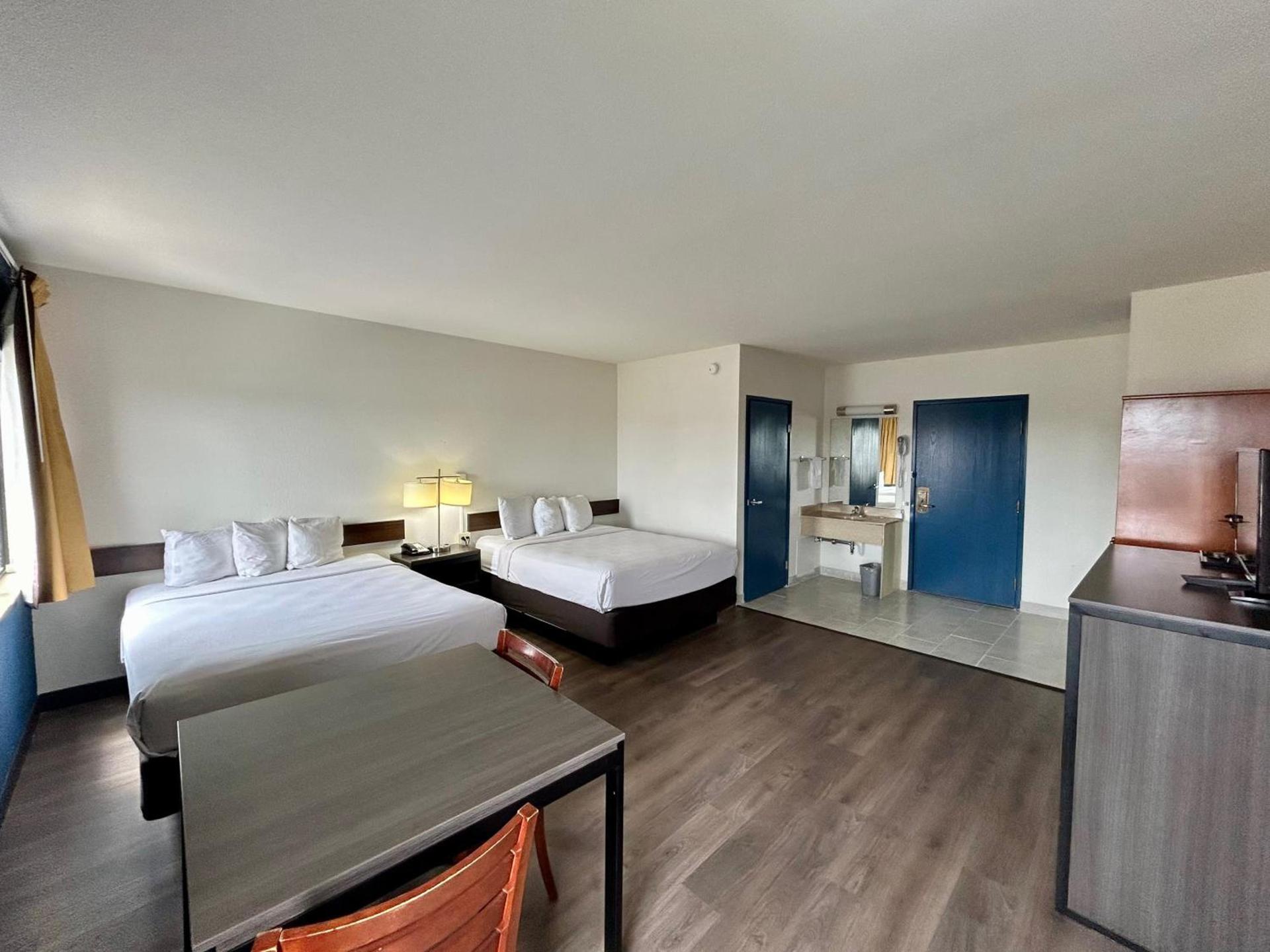 Spark by Hilton Wichita East photo 15