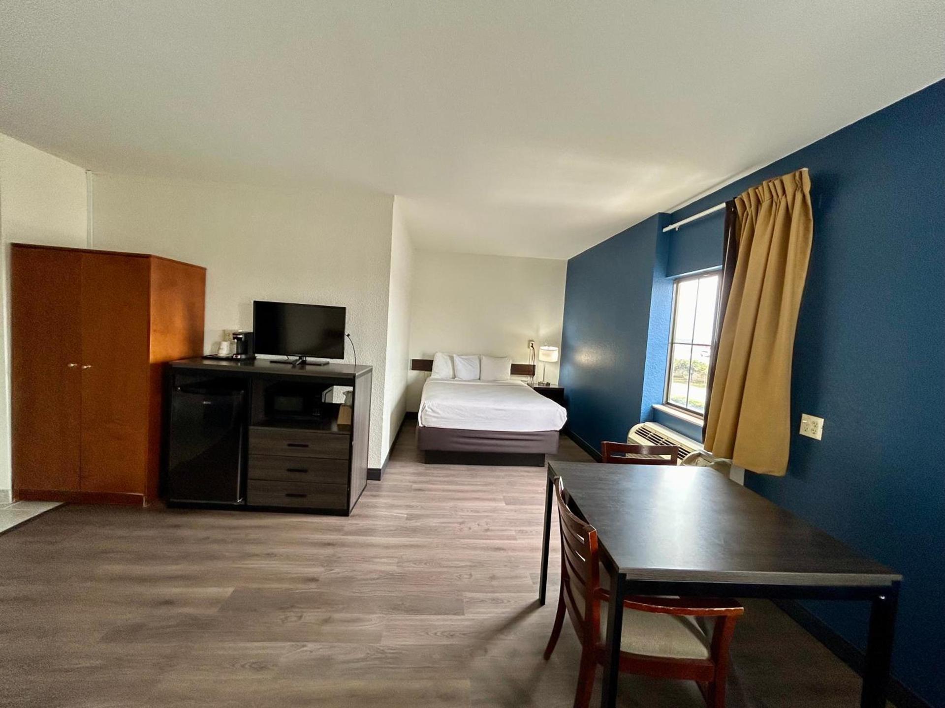 Spark by Hilton Wichita East photo 9