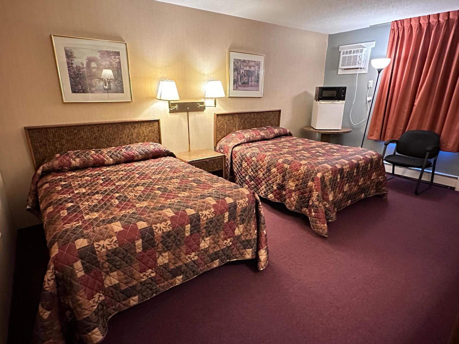 Pamola Motor Lodge photo 13